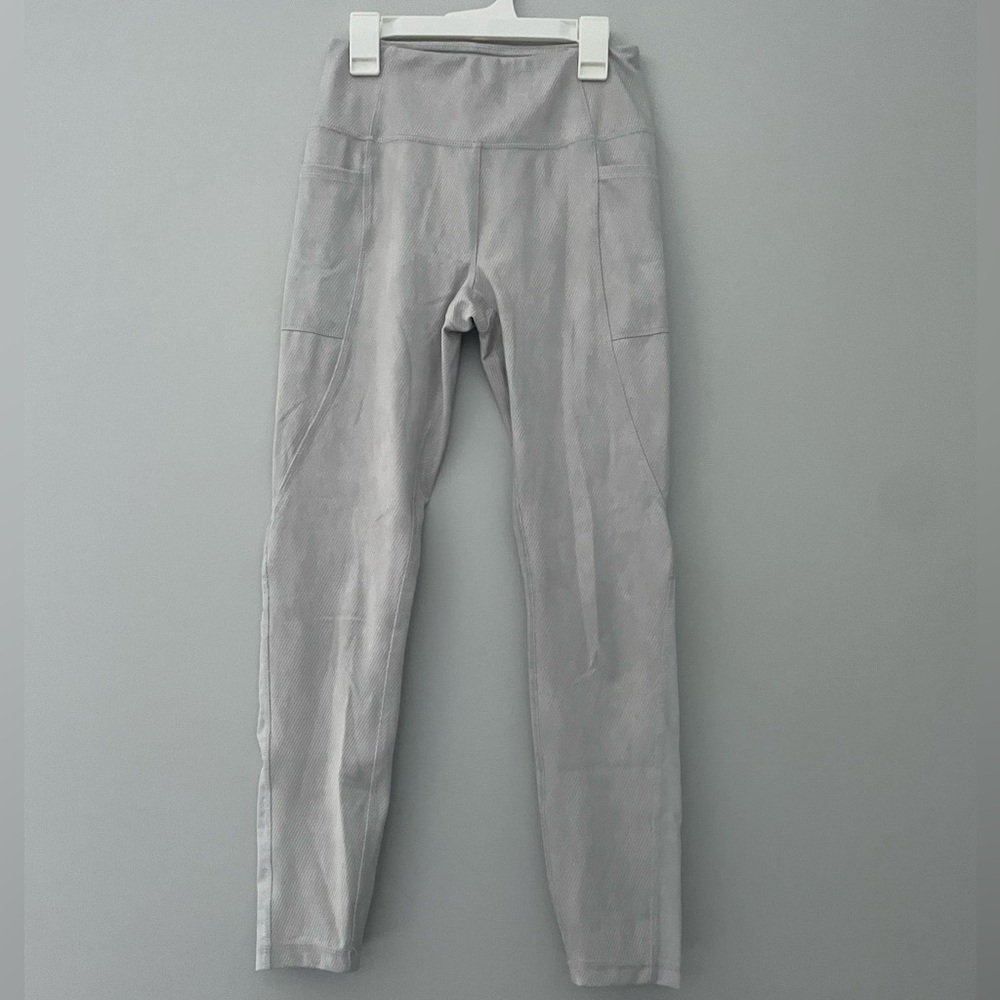 Gottex Light Gray Striped Leggings